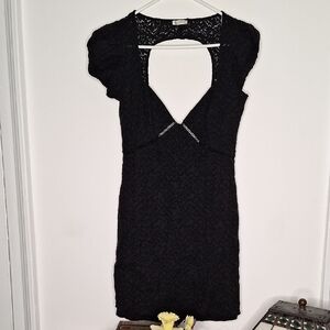 Elegant Black Lace Backless Dress